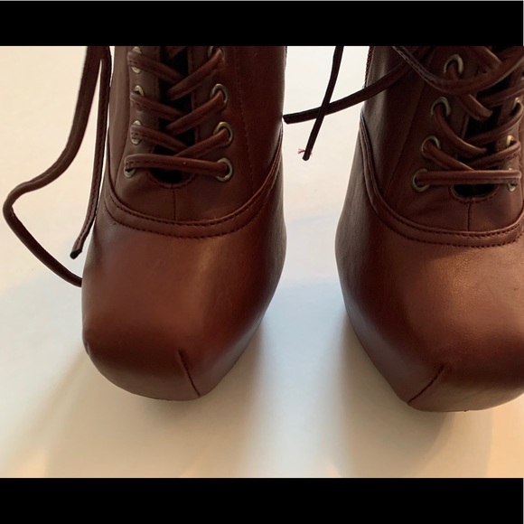 Burgandy High-Heel Booties, Size 7 - Picture 3 of 5